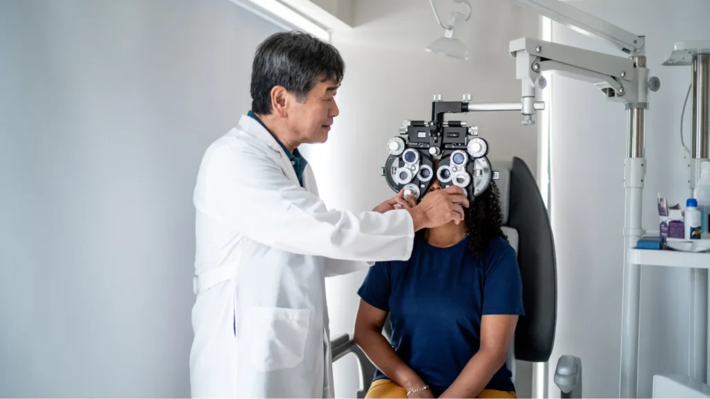 Ophthalmologist vs Optometrist